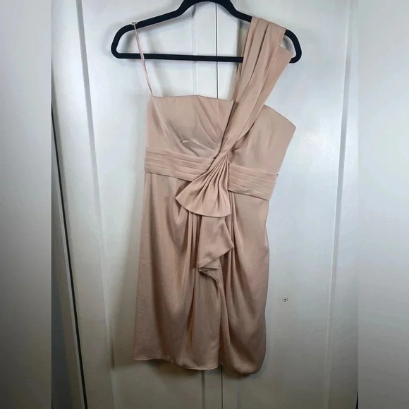 BCBGMaxAzria ‘Palais’ One Shoulder Formal Nude Dress Pleated /Draped details - 4 - Picture 3 of 10